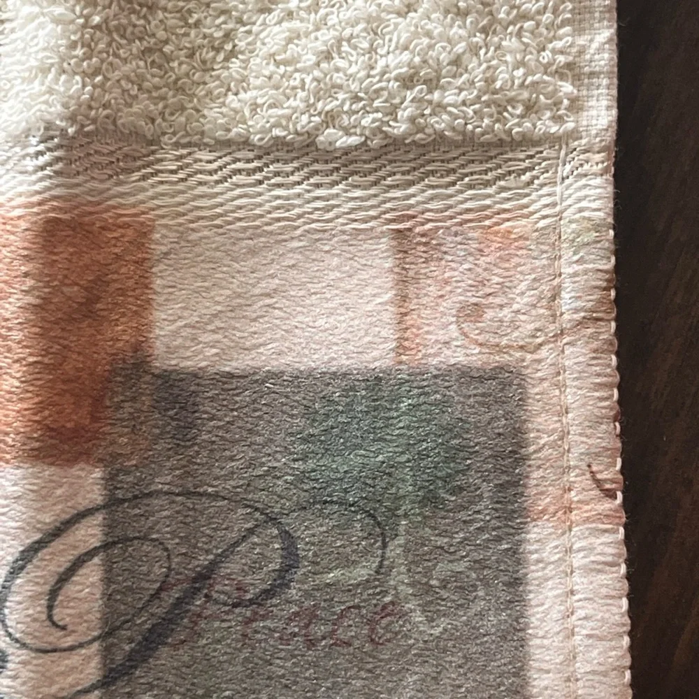 . Saturday Knight Limited Tip towel